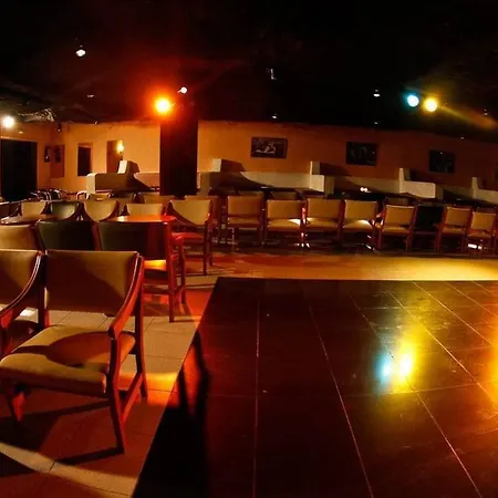 卡萨路易斯公寓 公寓式酒店 4*